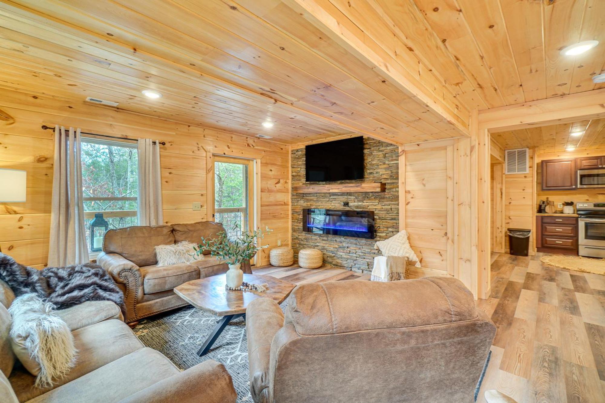 Cozy Sevierville Cabin With Hot Tub And Game Room! 비둘기 포지 외부 사진